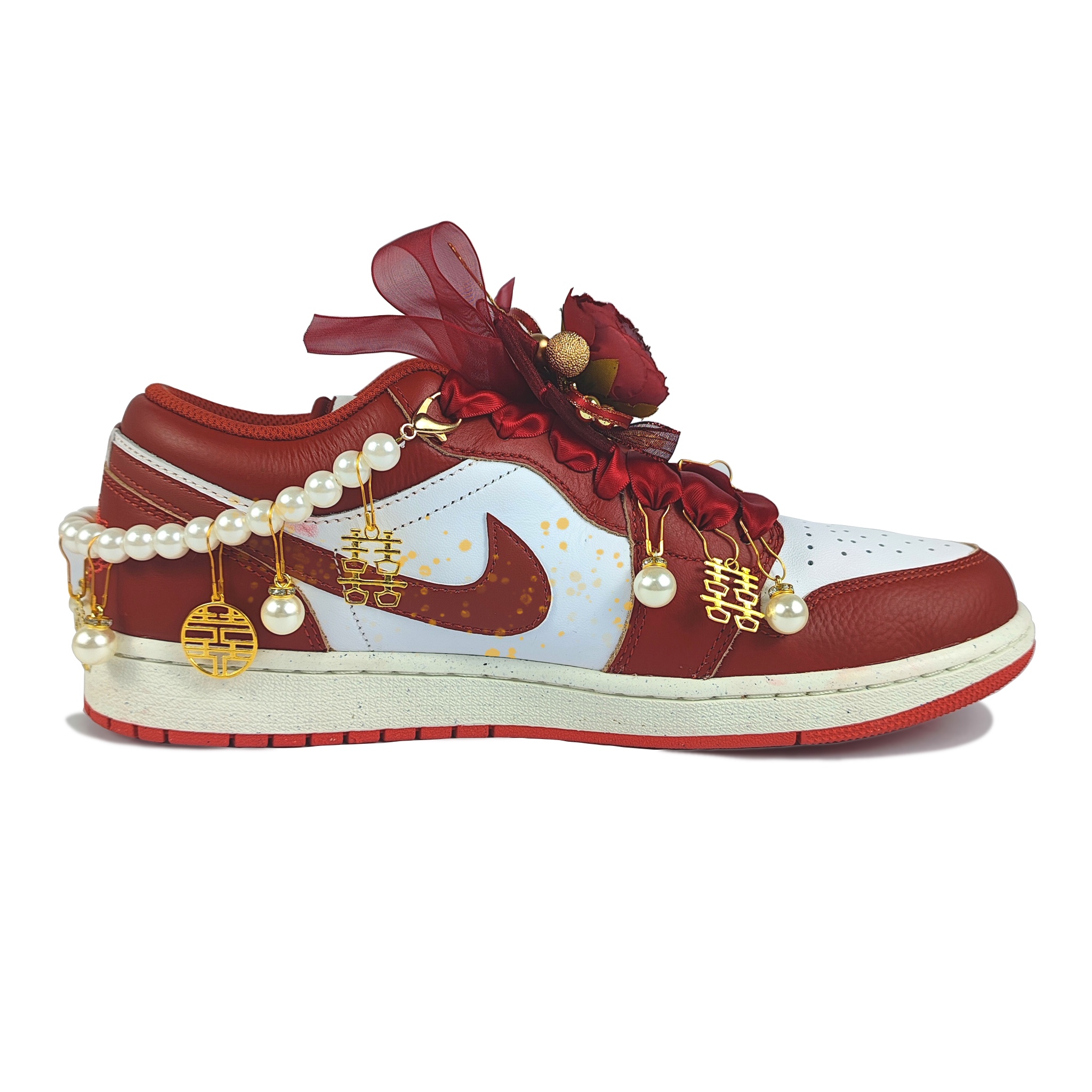 Jordan Air Jordan 1 Abrasion Resistant Low top Vintage Basketball Shoes Women’s White Red