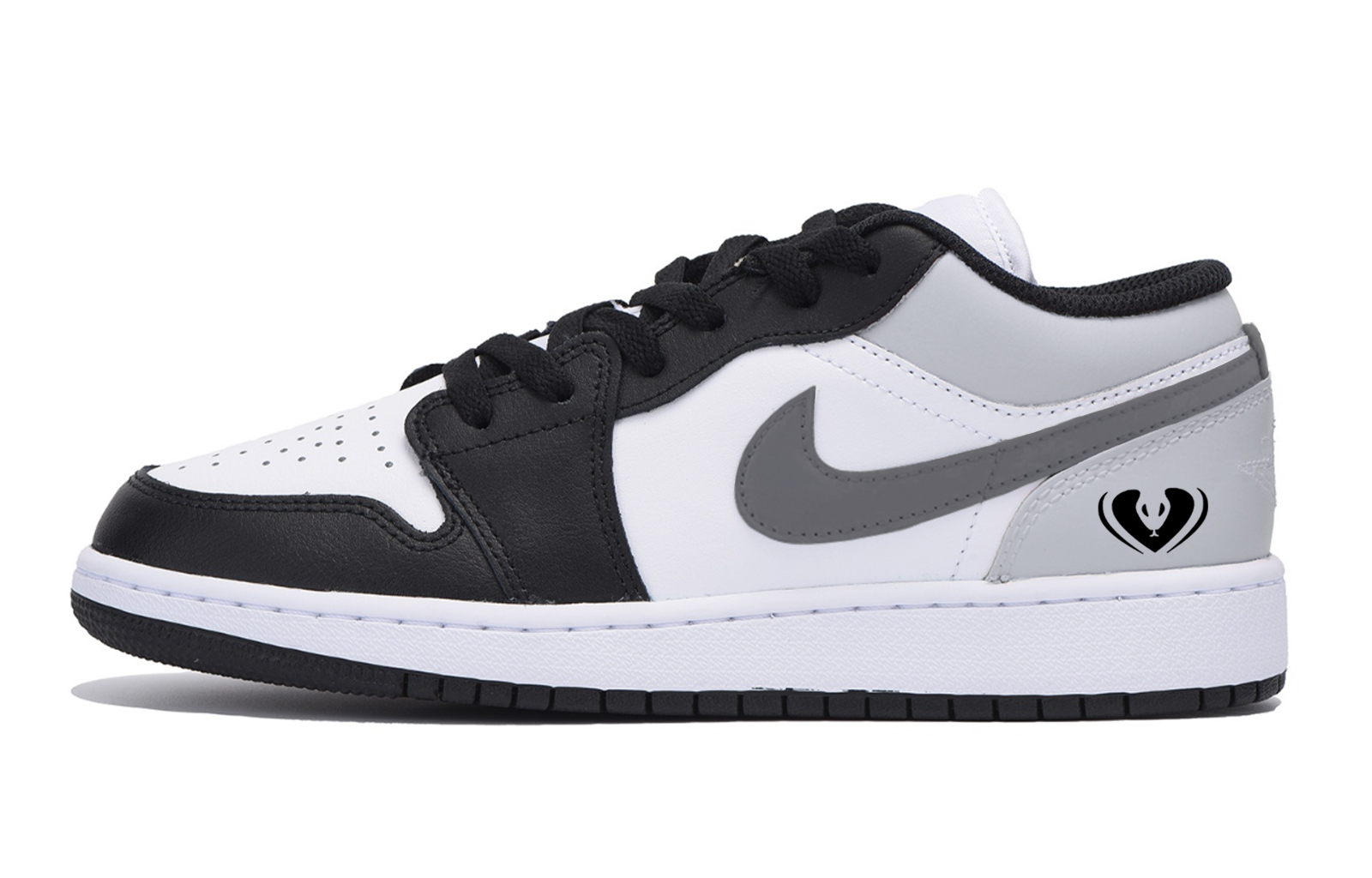 Jordan Air Jordan 1 Puppy Fragment, Special Shoe Box, Year Of The Snake Low top Vintage Basketball Shoes Men’s Black