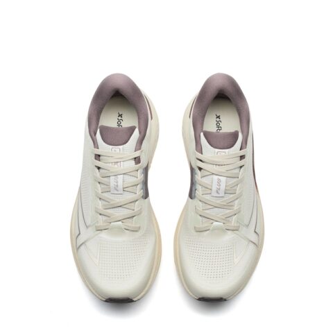 XTEP 2000km PLUS Low top Training Sprint City Commuting Running Shoes Men’s Residual White Gray Cool Tea Brown