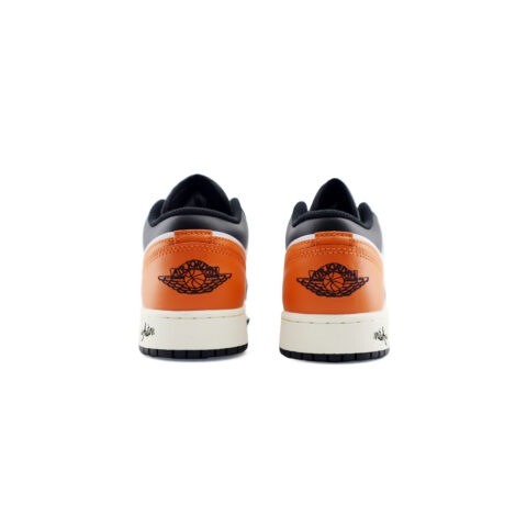 Jordan Air Jordan 1 Low Abrasion Resistant Abrasion Resistant Low top Vintage Basketball Shoes Unisex Black Orange