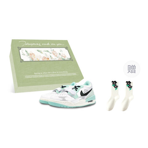 Jordan Legacy 312 Low top Vintage Basketball Shoes Women’s White Green Gray