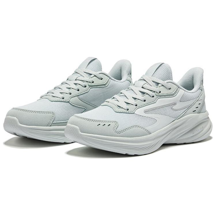Erke Hunt Slip Resistant Lightweight Rebound Low top Running Shoes Women’s Light Gray Green