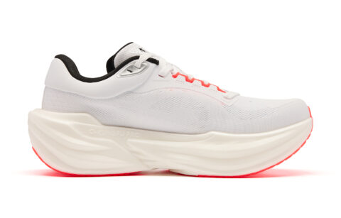 QIAODAN Thunderbolt Cushioning Abrasion Resistant Lightweight Breathable Slip Resistant