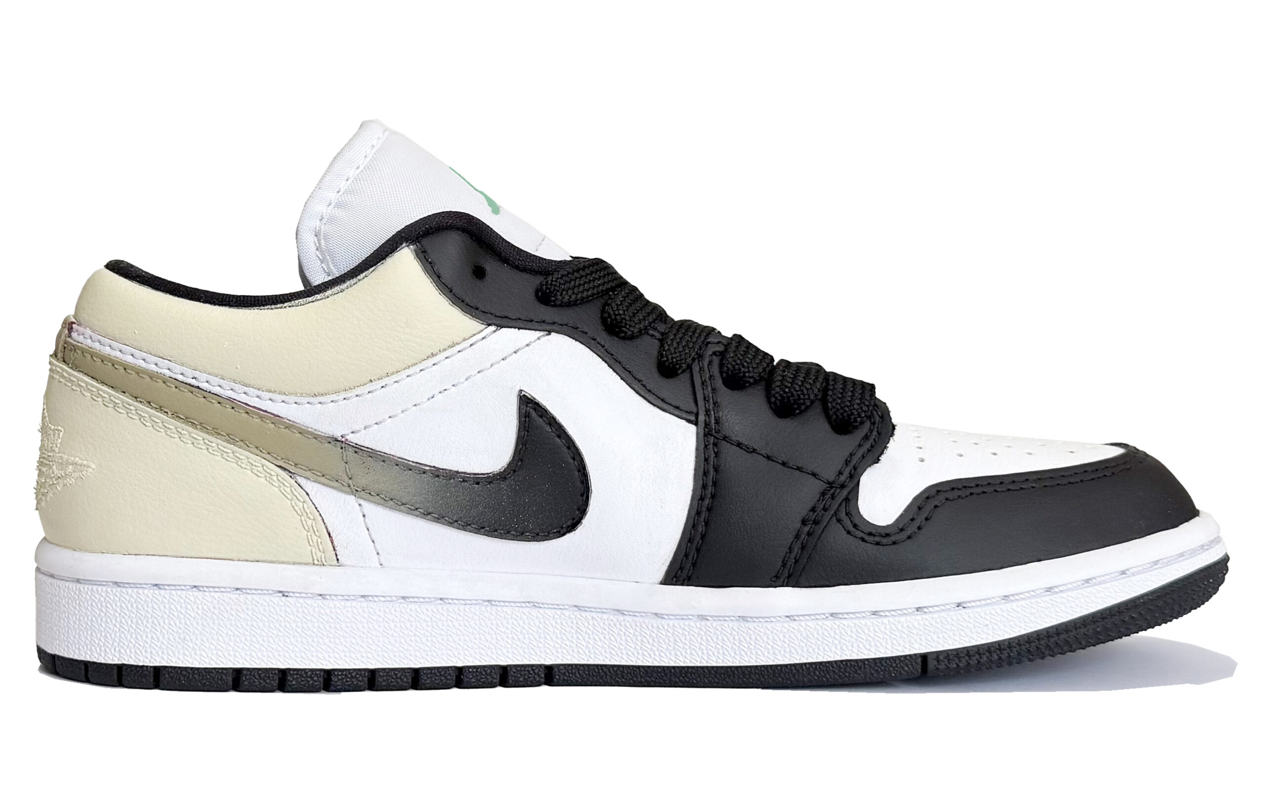 Jordan Air Jordan 1 Low top Vintage Basketball Shoes Men’s Black White
