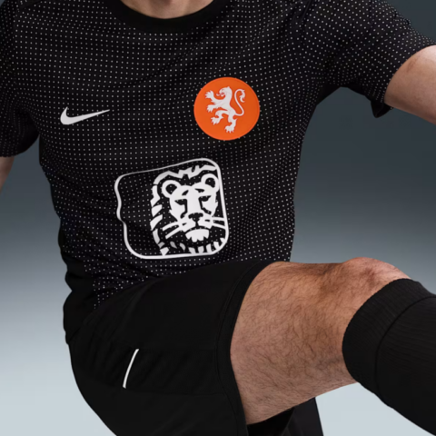 Nike Netherlands Academy Pro Men’s Nike Dri-FIT Soccer Pre-Match Short-Sleeve Top