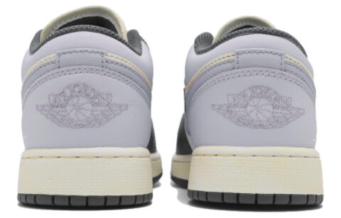 Jordan Air Jordan 1 Low top Vintage Basketball Shoes Unisex Light Purple
