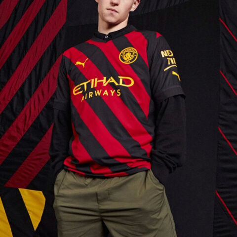 PUMA Manchester City Authentic Away 2022/23 In Gift Box Jersey