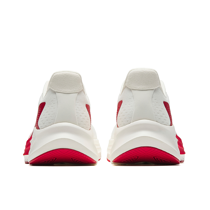 Anta Stinger 6 Cushioning, Wear Resistant Low top A SHOCK Technology Midsole