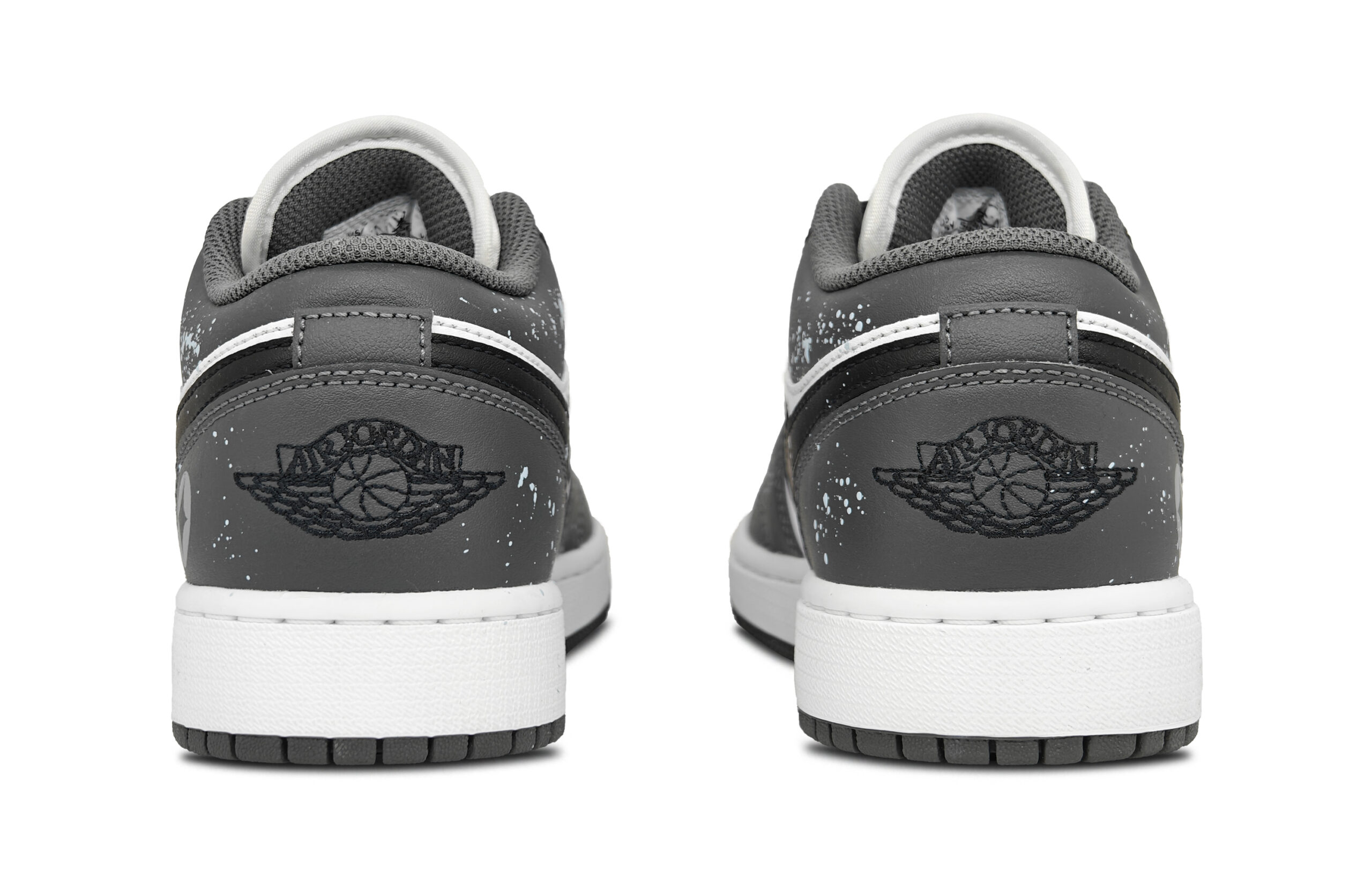 Jordan Air Jordan 1 Zhou Subtle Texture Abrasion Resistant Low top Vintage Basketball Shoes Unisex Dark Gray