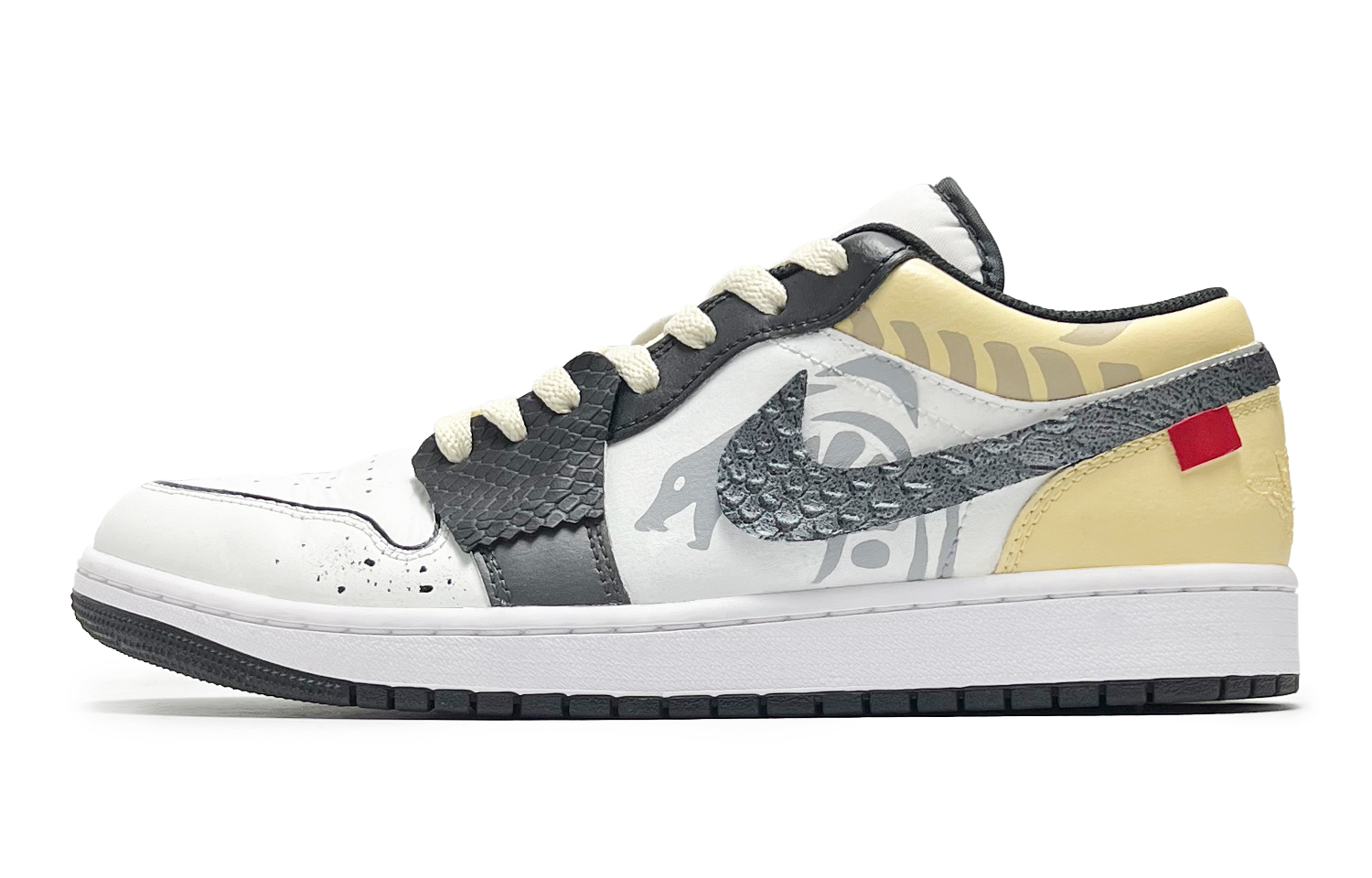 Jordan Air Jordan 1 Slip Resistant Abrasion Resistant Low top Vintage Basketball Shoes Men’s White