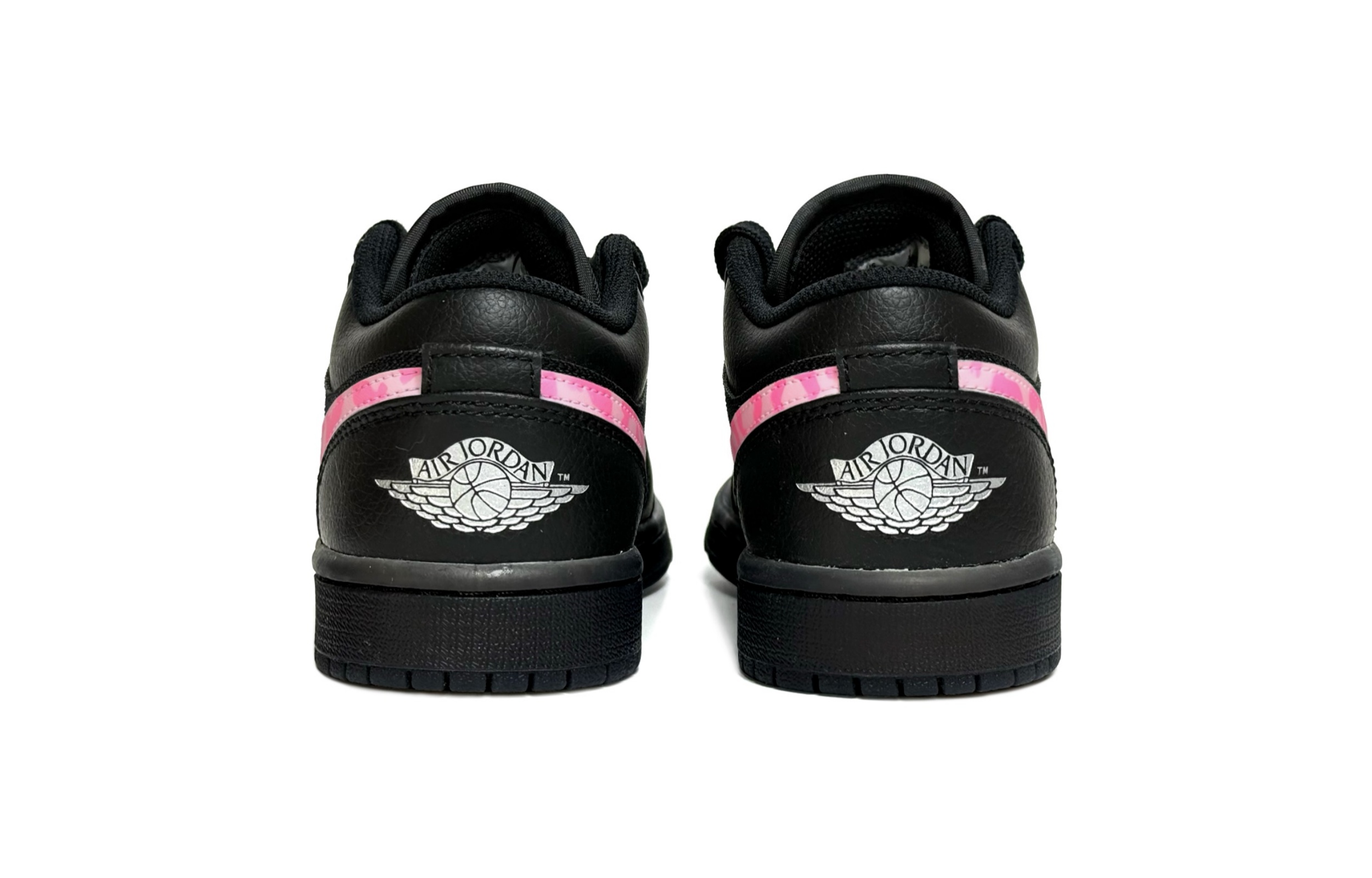 Jordan Air Jordan 1 Demon’s Kiss, Pink Leopard Print Slip Resistant Low top Vintage Basketball Shoes Unisex Black