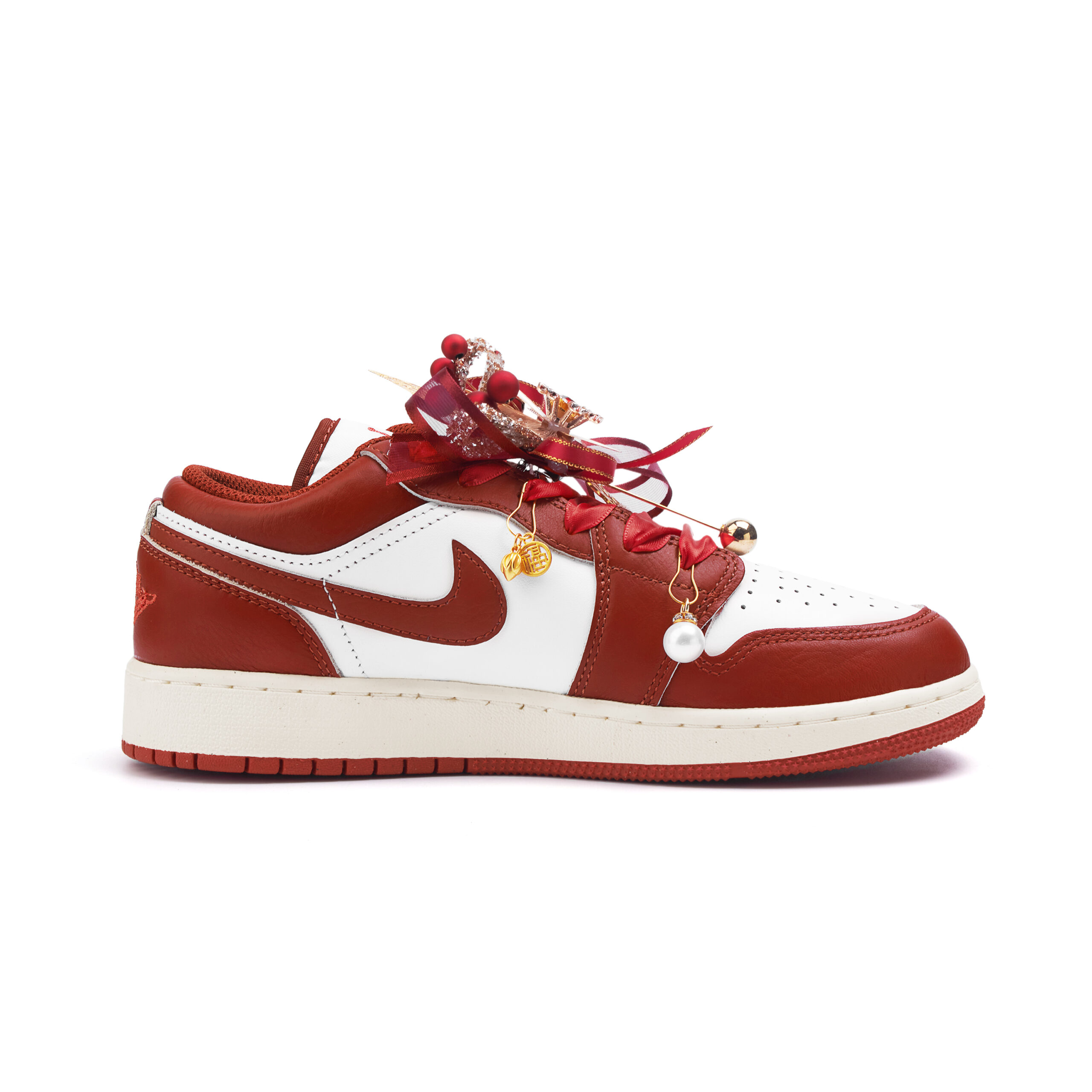 Jordan Air Jordan 1 Slip Resistant Abrasion Resistant Low top Vintage Basketball Shoes Women’s Red
