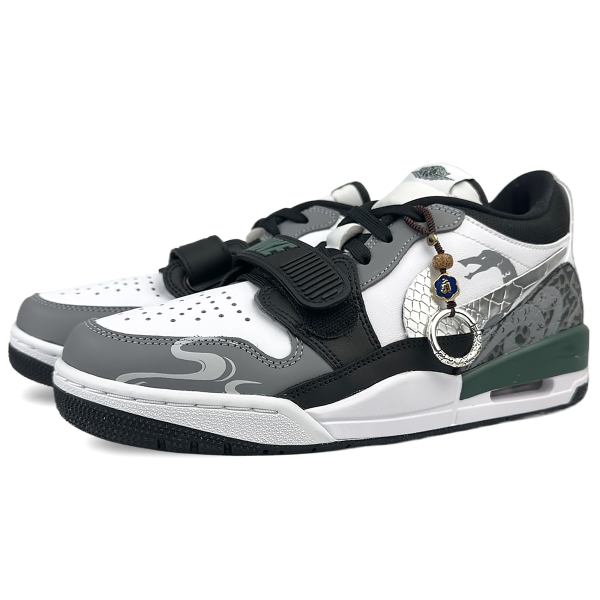 Jordan Legacy 312 Slip Resistant Slip Resistant Low top Vintage Basketball Shoes Men’s White