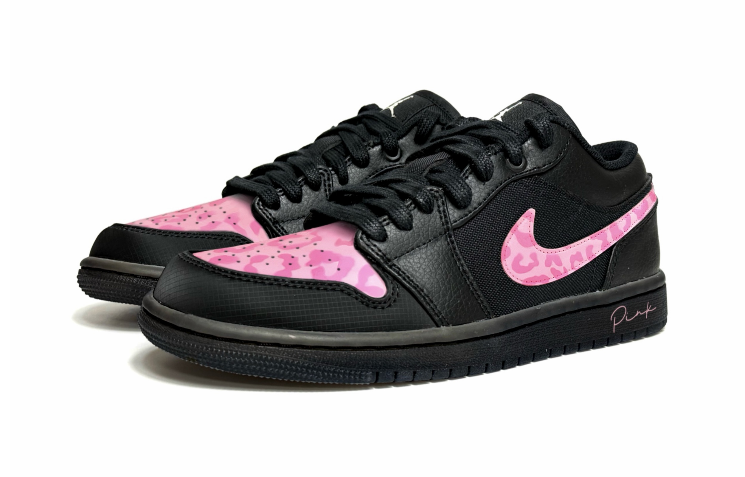Jordan Air Jordan 1 Demon’s Kiss, Pink Leopard Print Slip Resistant Low top Vintage Basketball Shoes Unisex Black