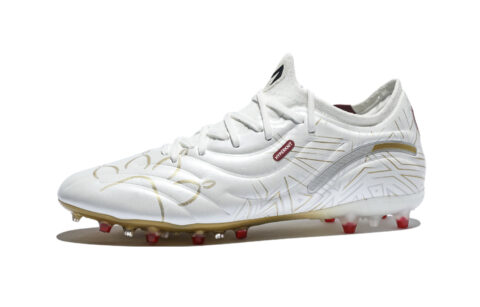 KELME Master 2.0 MG Multi Ground Soccer Shoes Unisex White Gold