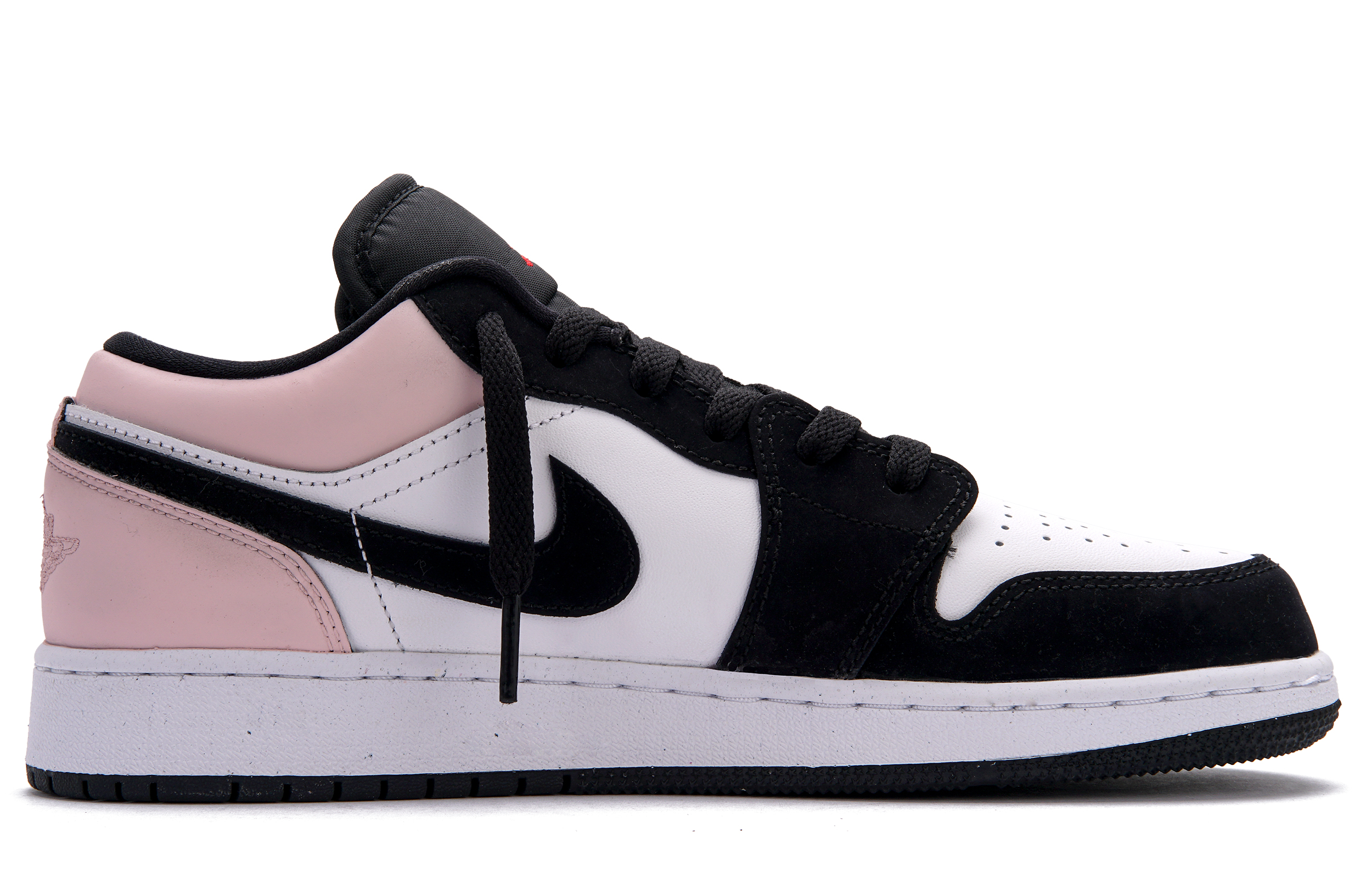 Jordan Air Jordan 1 Berry Milk Low top Vintage Basketball Shoes Unisex Black
