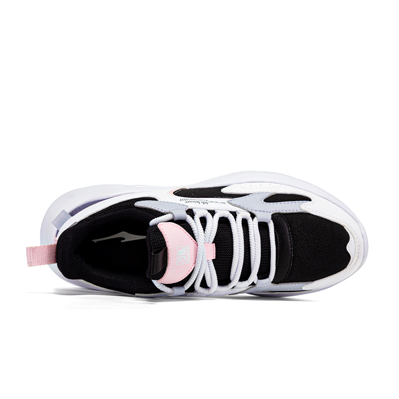 Erke Abrasion Resistant Breathable Low top Casual Running Shoes Women’s Black White