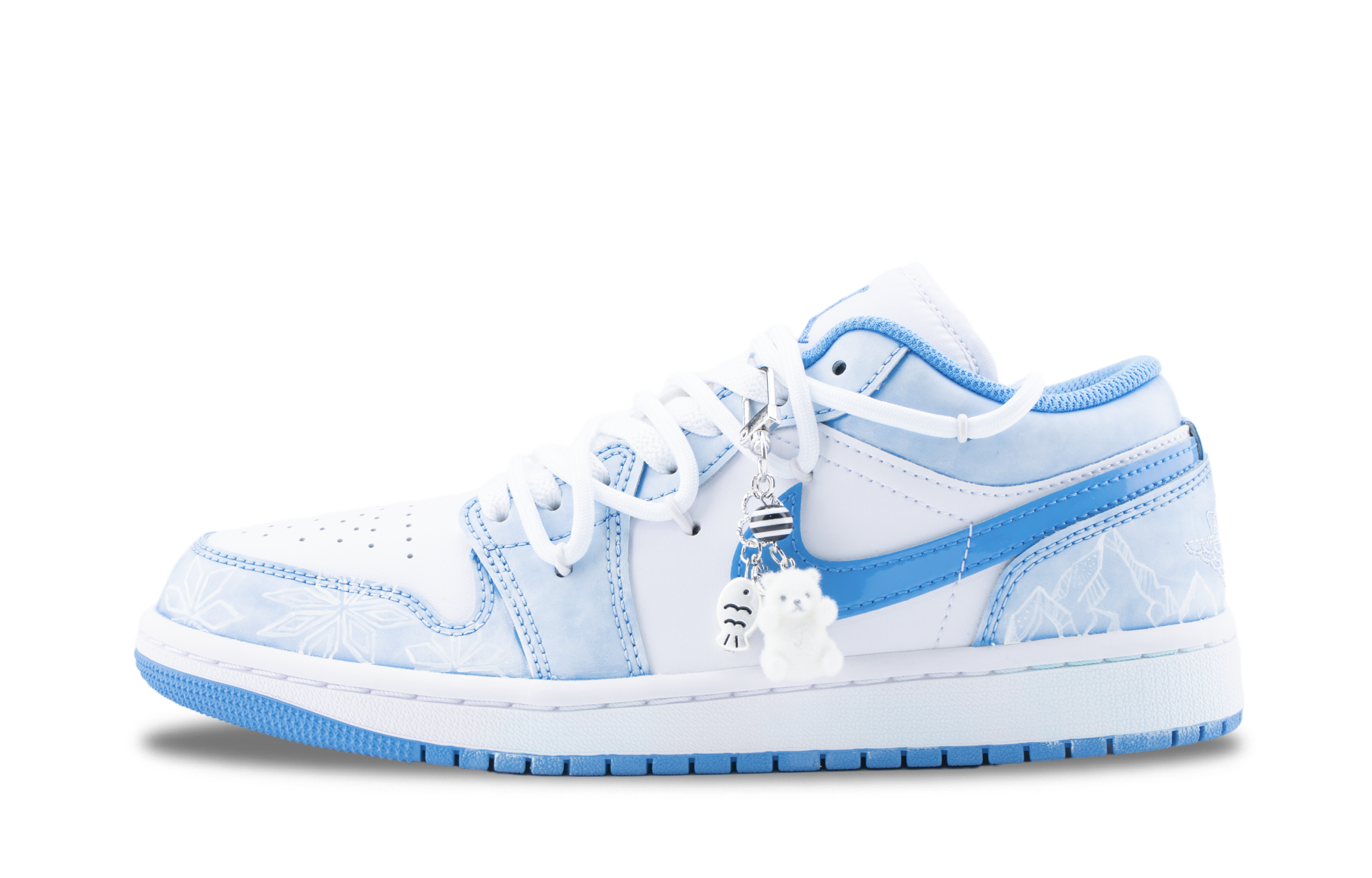 Jordan Air Jordan 1 Aurora Prism Abrasion Resistant Low top Vintage Basketball Shoes Unisex White Blue