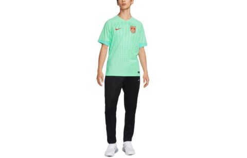 Nike Soccer Jersey Men’s Radiant Green