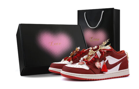 Jordan Air Jordan 1 Abrasion Resistant Low top Vintage Basketball Shoes Unisex Dark Red