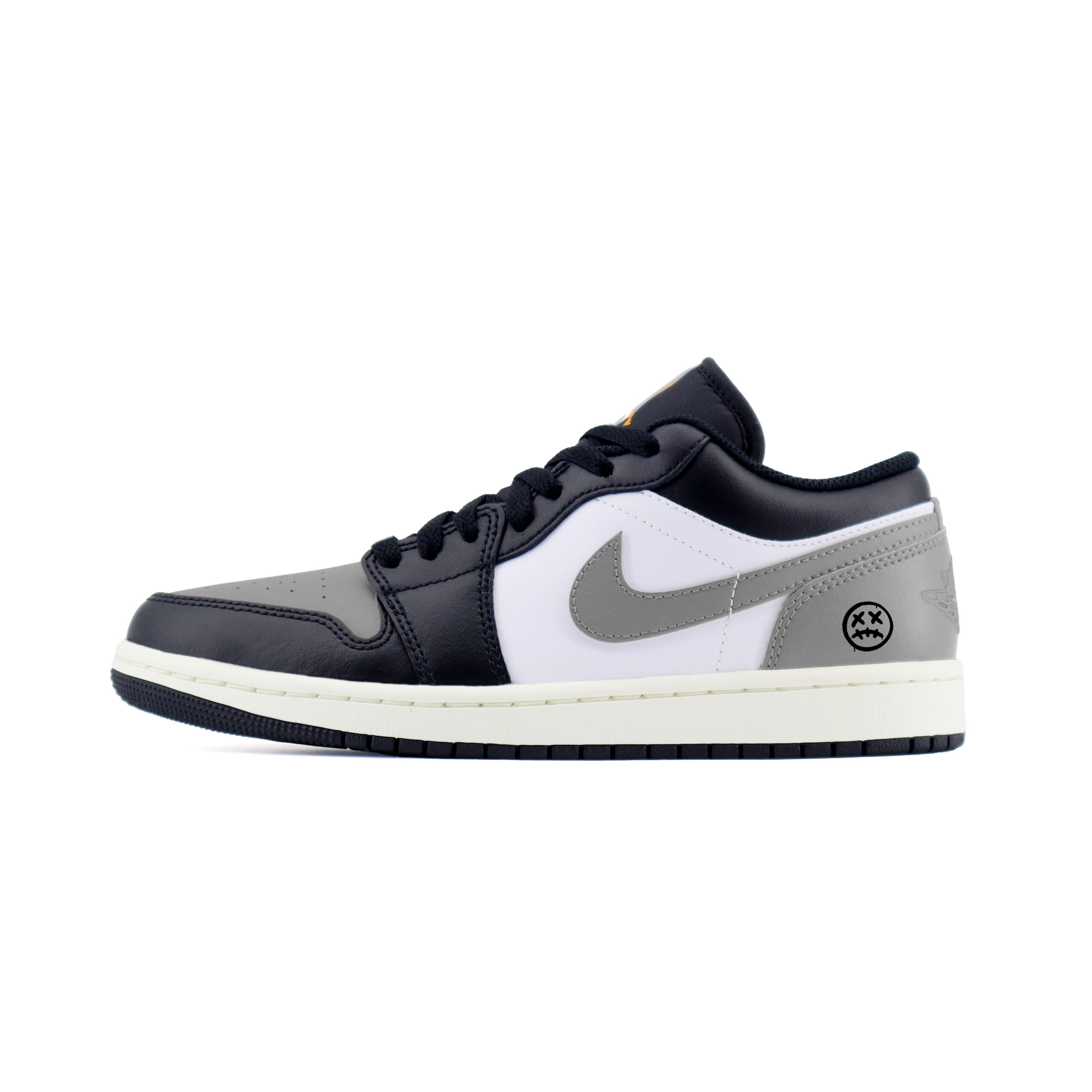 Jordan Air Jordan 1 Fashion Versatile Abrasion Resistant Low top Vintage Basketball Shoes Unisex Black Gray
