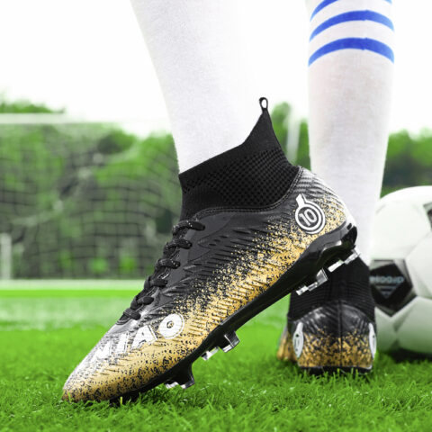 BIANSULONG Soccer Shoes Unisex Low Top Black/Gold