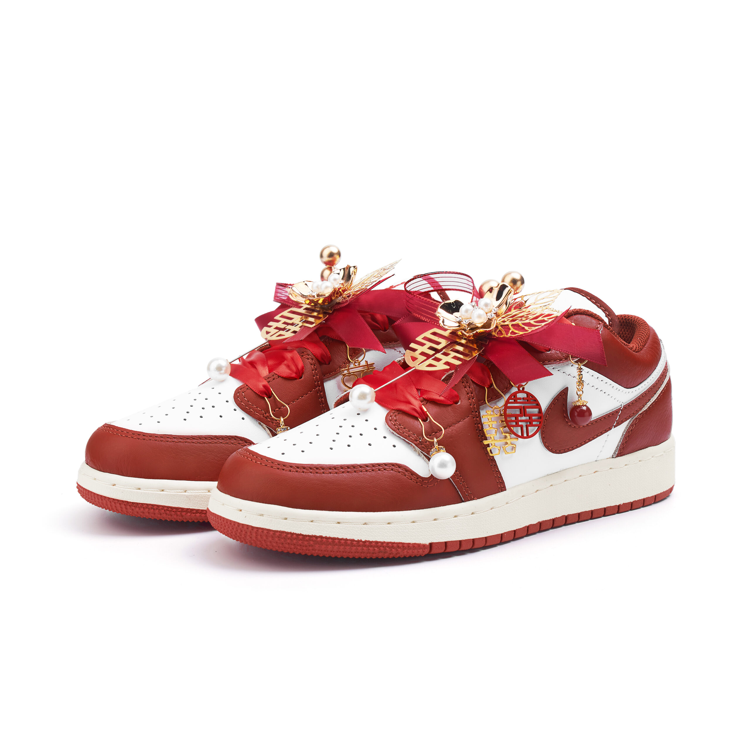 Jordan Air Jordan 1 Slip Resistant Abrasion Resistant Low top Vintage Basketball Shoes Women’s Red