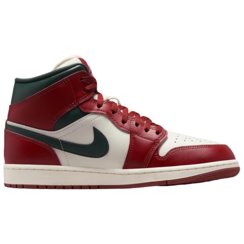 Jordan Air Jordan 1 Classic And Versatile Mid top Vintage Basketball Shoes Unisex Red White