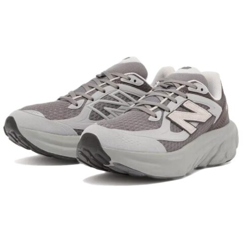 New Balance logo-patch sneakers