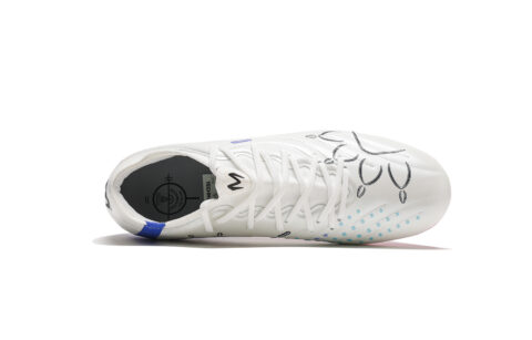 KELME Master 2.0 MG Multi Ground Cushioning Slip Resistant Abrasion Resistant Soccer Shoes Unisex White