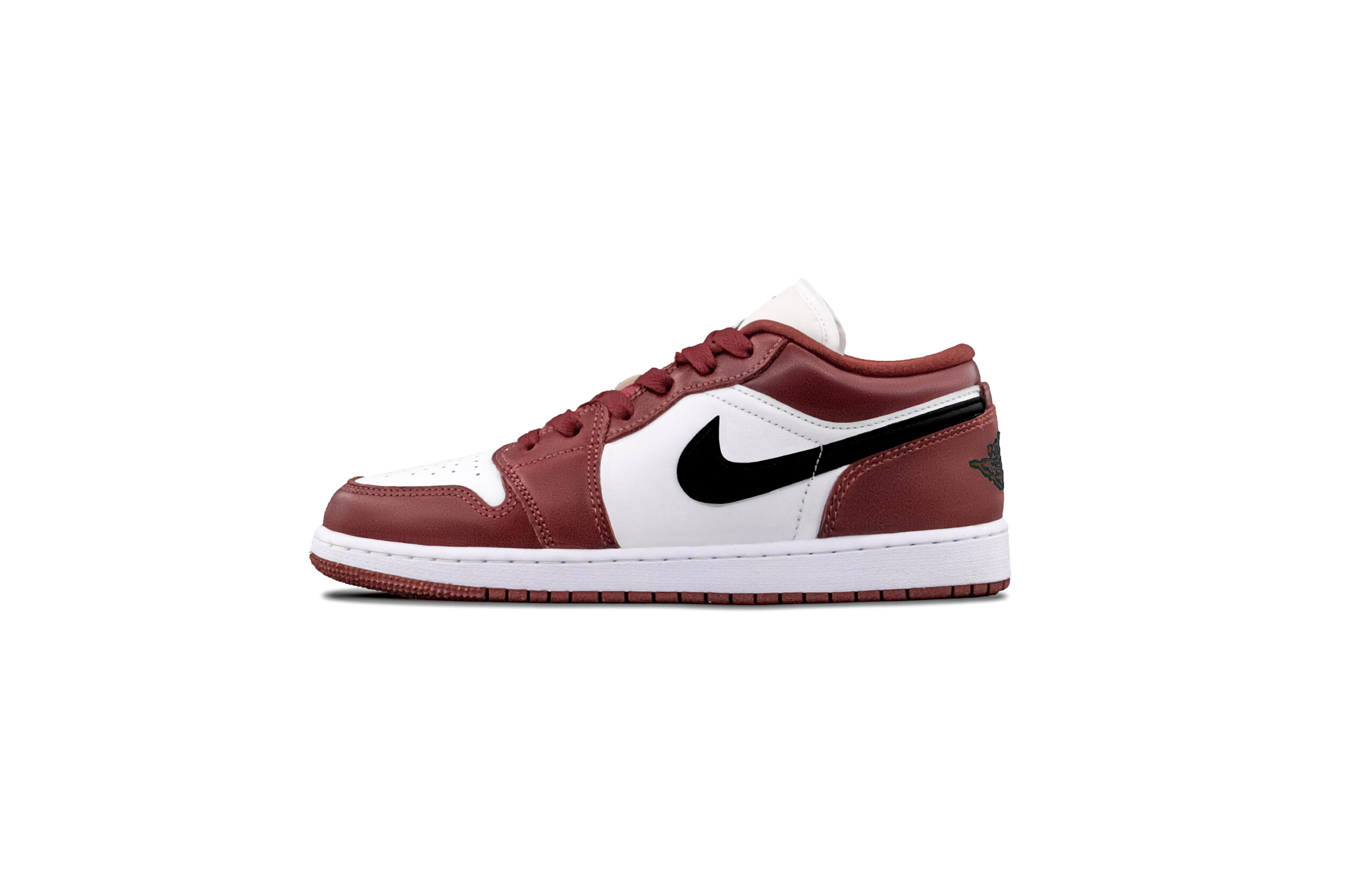 Jordan Air Jordan 1 Chicago Abrasion Resistant Low top Vintage Basketball Shoes Unisex Red Black