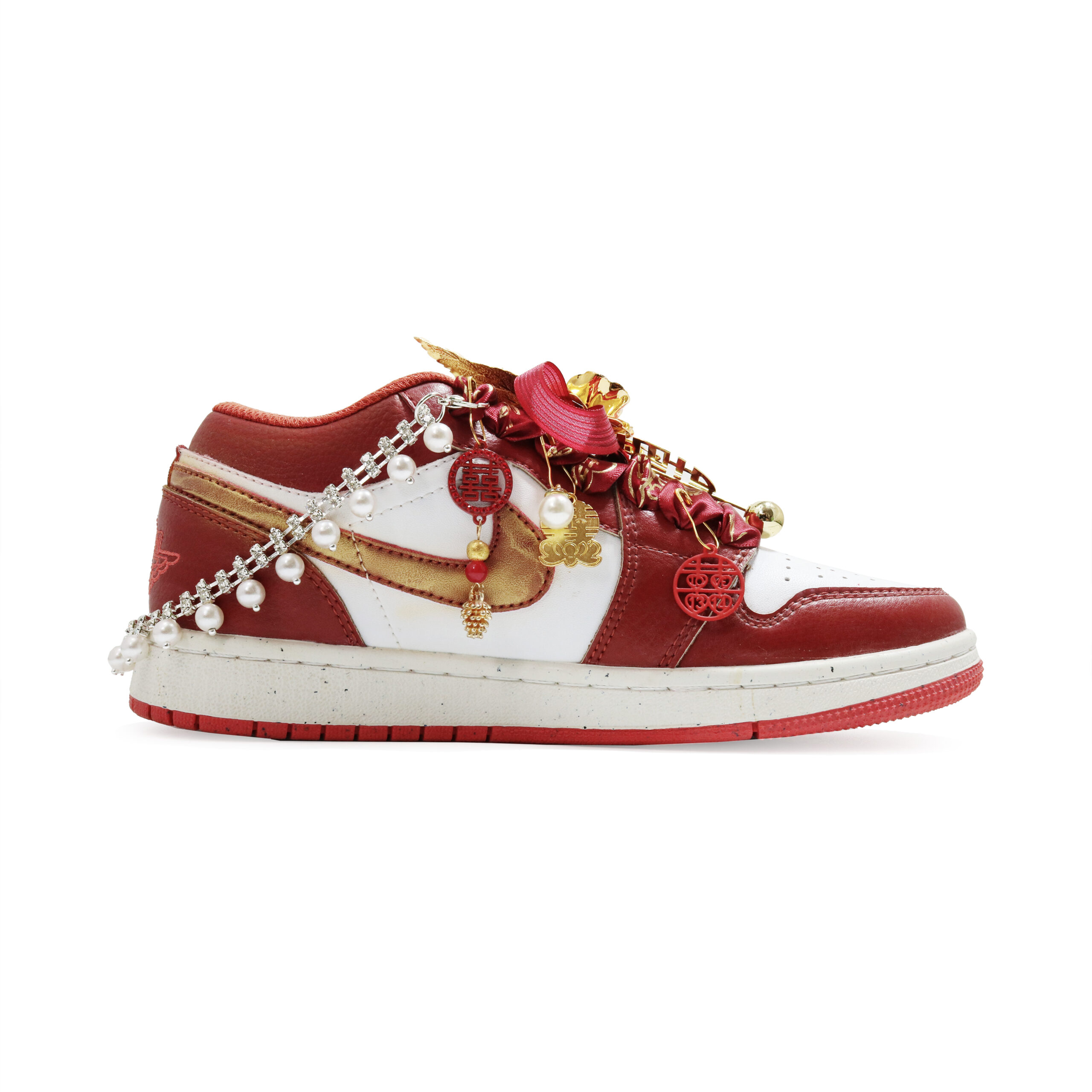 Jordan Air Jordan 1 Dreamy Beauty Box Breathable Moisture Wicking Mid top Vintage Basketball Shoes Unisex Red