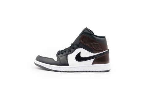 Jordan Air Jordan 1 Cushioning Slip Resistant Mid top Vintage Basketball Shoes Unisex Black White Brown