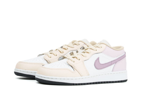 Jordan Air Jordan 1 Abrasion Resistant Low top Vintage Basketball Shoes Unisex White Pink