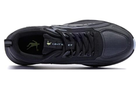 QIAODAN Cushioning Abrasion Resistant Slip Resistant Low top Running Shoes Men’s Black Gray