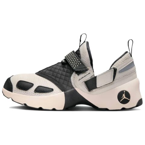 Jordan Trunner Lx Light Orewood Brown Women’s