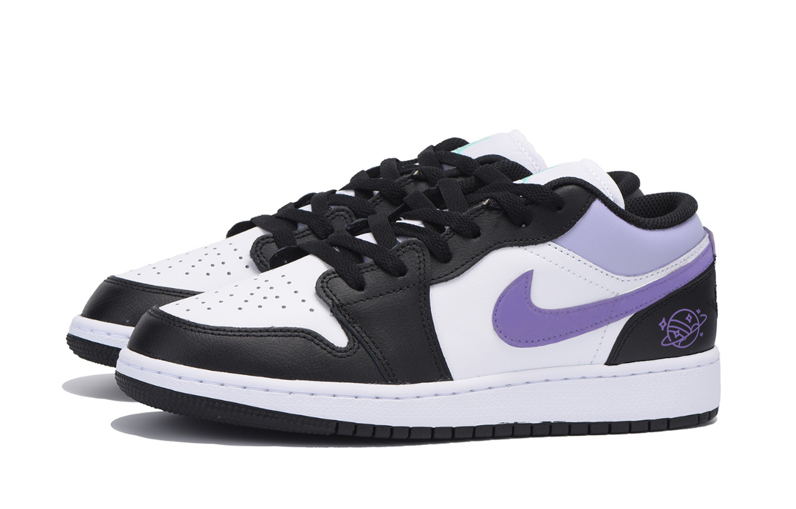 Jordan Air Jordan 1 Abrasion Resistant Slip Resistant Low top Vintage Basketball Shoes Men’s Black White Purple