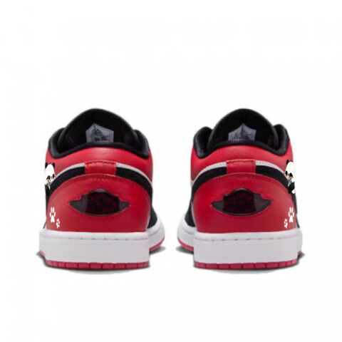 Jordan Air Jordan 1 Comfortable Low top Vintage Basketball Shoes Unisex Black Red