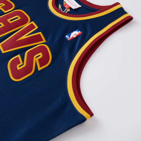 Mitchell Ness «NBA Cleveland Cavaliers 2011 Kyrie Irving» Alternate jersey top
