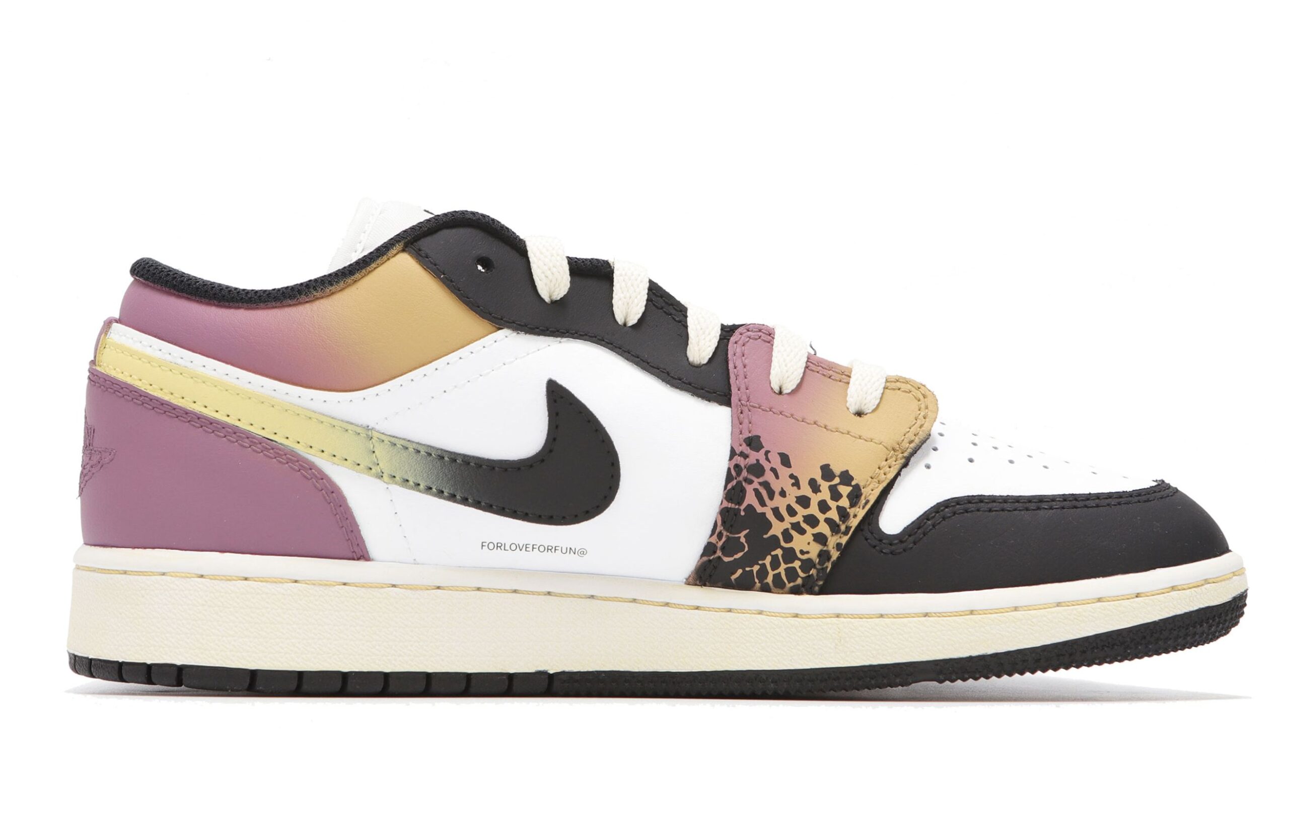 Jordan Air Jordan 1 Abrasion Resistant Abrasion Resistant Low top Vintage Basketball Shoes Unisex Purple Yellow