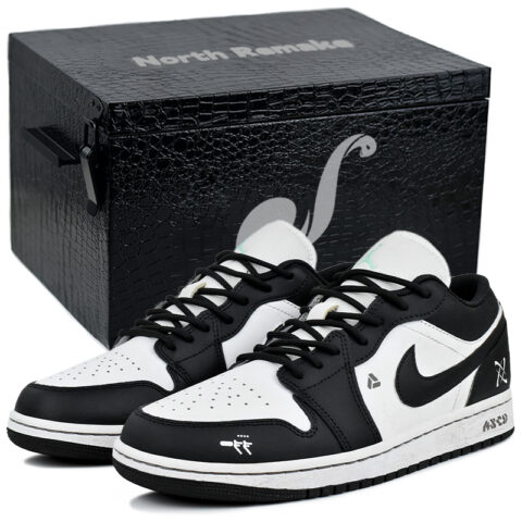 Jordan Air Jordan 1 Abrasion Resistant Low top Vintage Basketball Shoes Men’s Black White