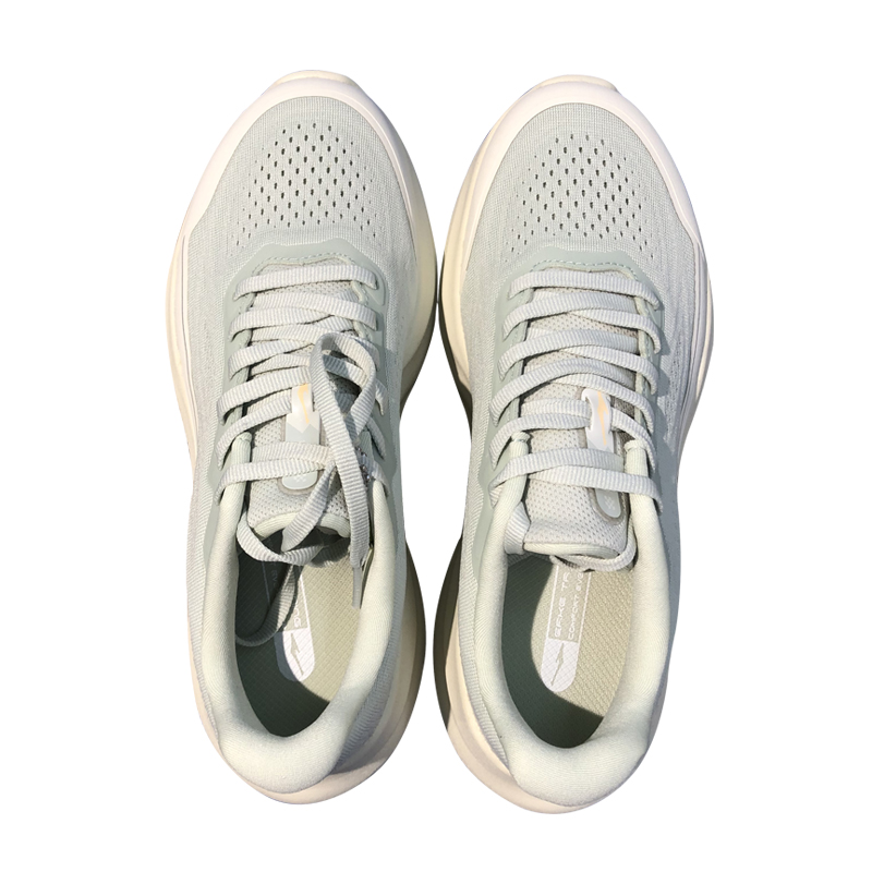 Erke Sofa Cushioning Abrasion Resistant Breathable Low top Casual Running Shoes Women’s Light Green
