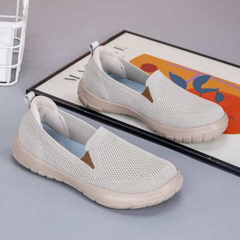 DOUBLE STAR 88 Flyknit Breathable, Lightweight, Slip Resistant Low Top Casual Shoes Women’s