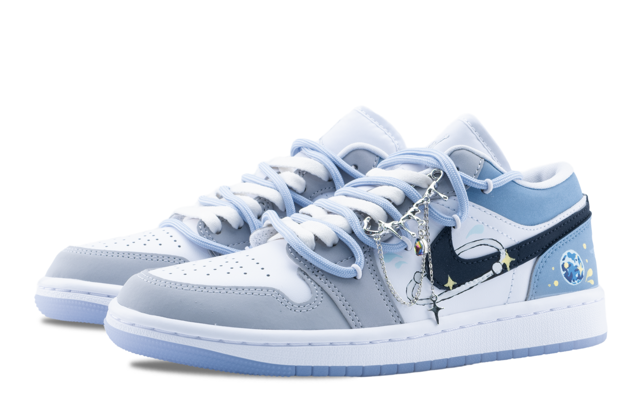 Jordan Air Jordan 1 The Universe Slip Resistant Abrasion Resistant Low top Vintage Basketball Shoes Unisex Sky Blue