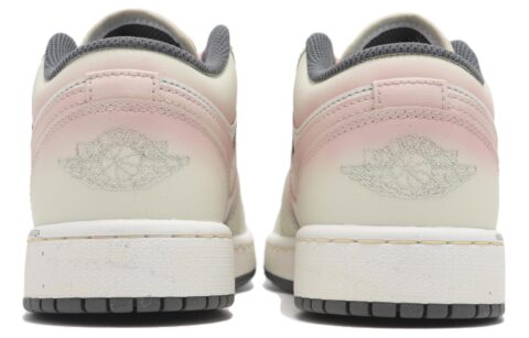 Jordan Air Jordan 1 Vintage Basketball Shoes Women’s Low Top Pink/Beige