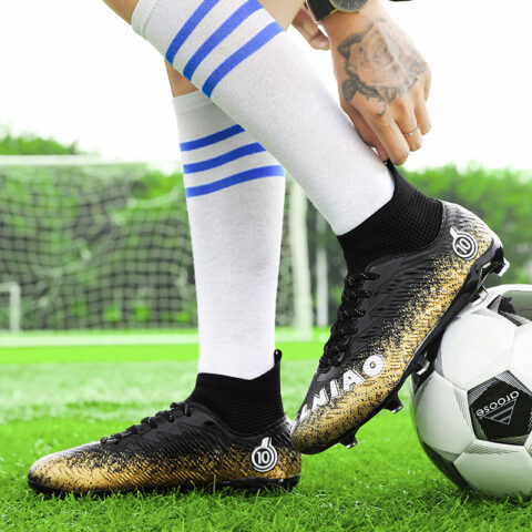 BIANSULONG Soccer Shoes Unisex Low Top Black/Gold