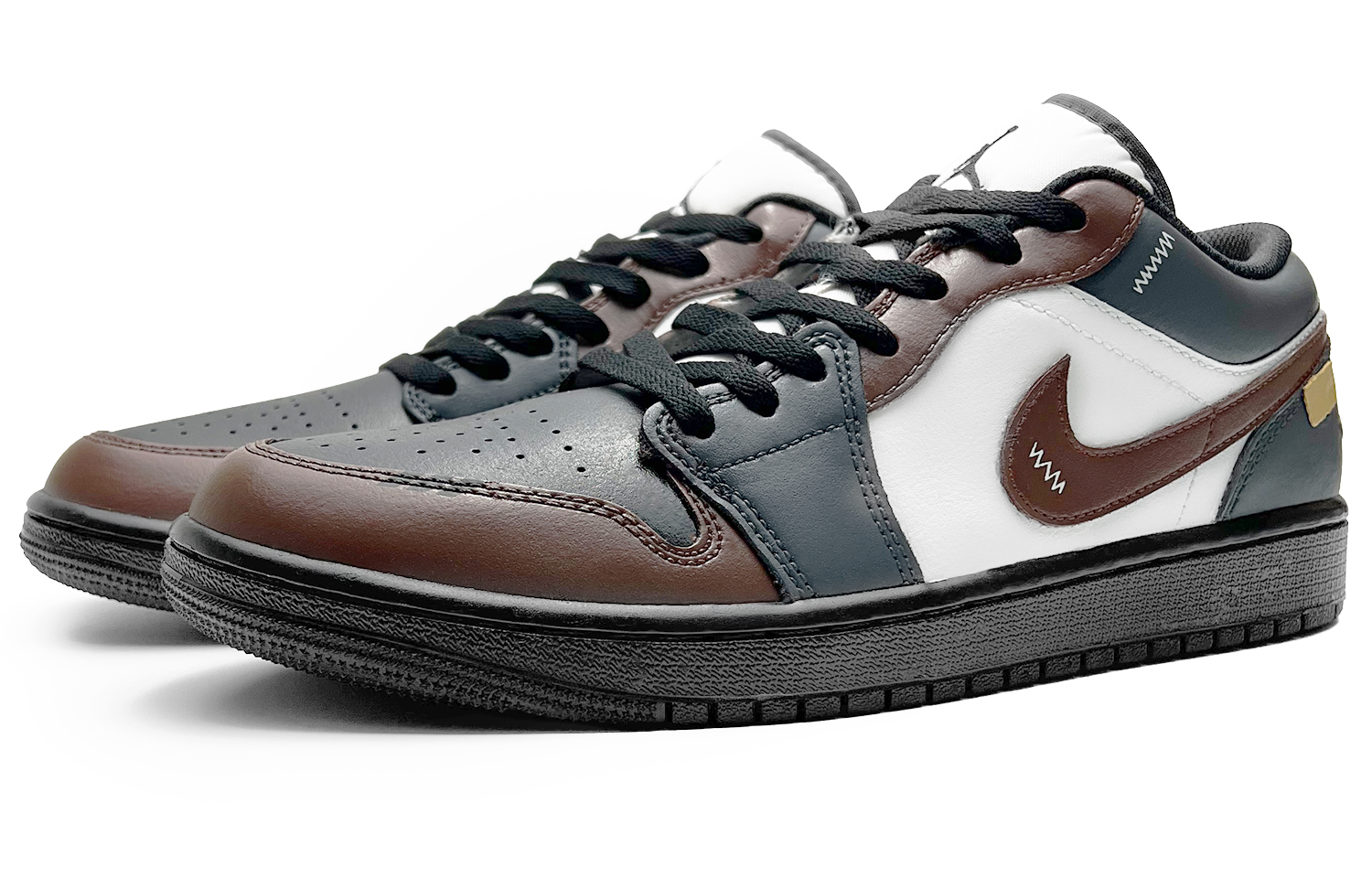 Jordan Air Jordan 1 Slip Resistant Abrasion Resistant Low top Vintage Basketball Shoes Men’s Dark Brown