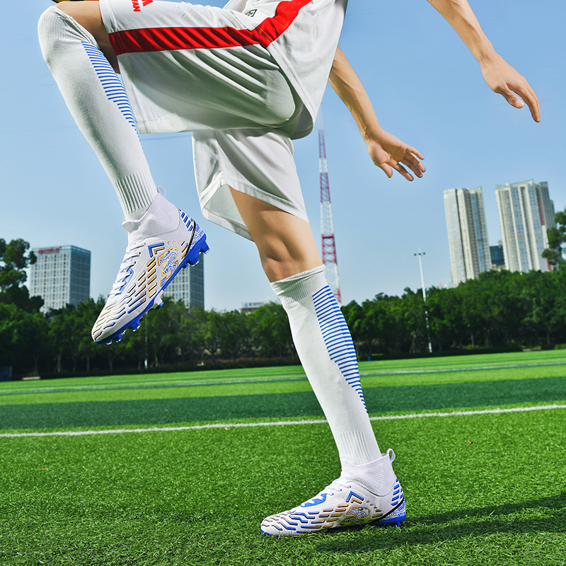 TONYBEAR Cushioning Soccer Shoes Unisex