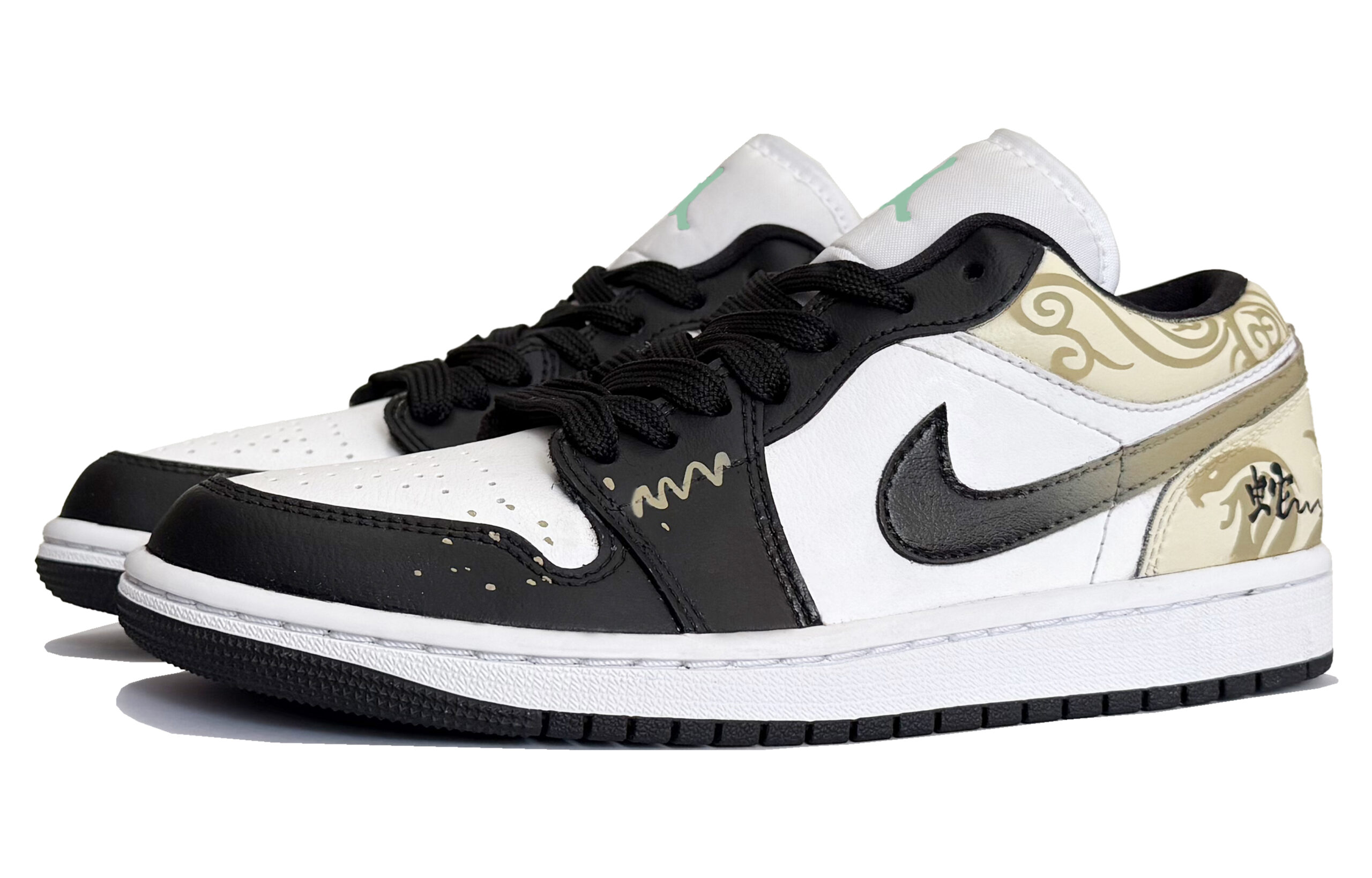 Jordan Air Jordan 1 Low top Vintage Basketball Shoes Men’s Black White