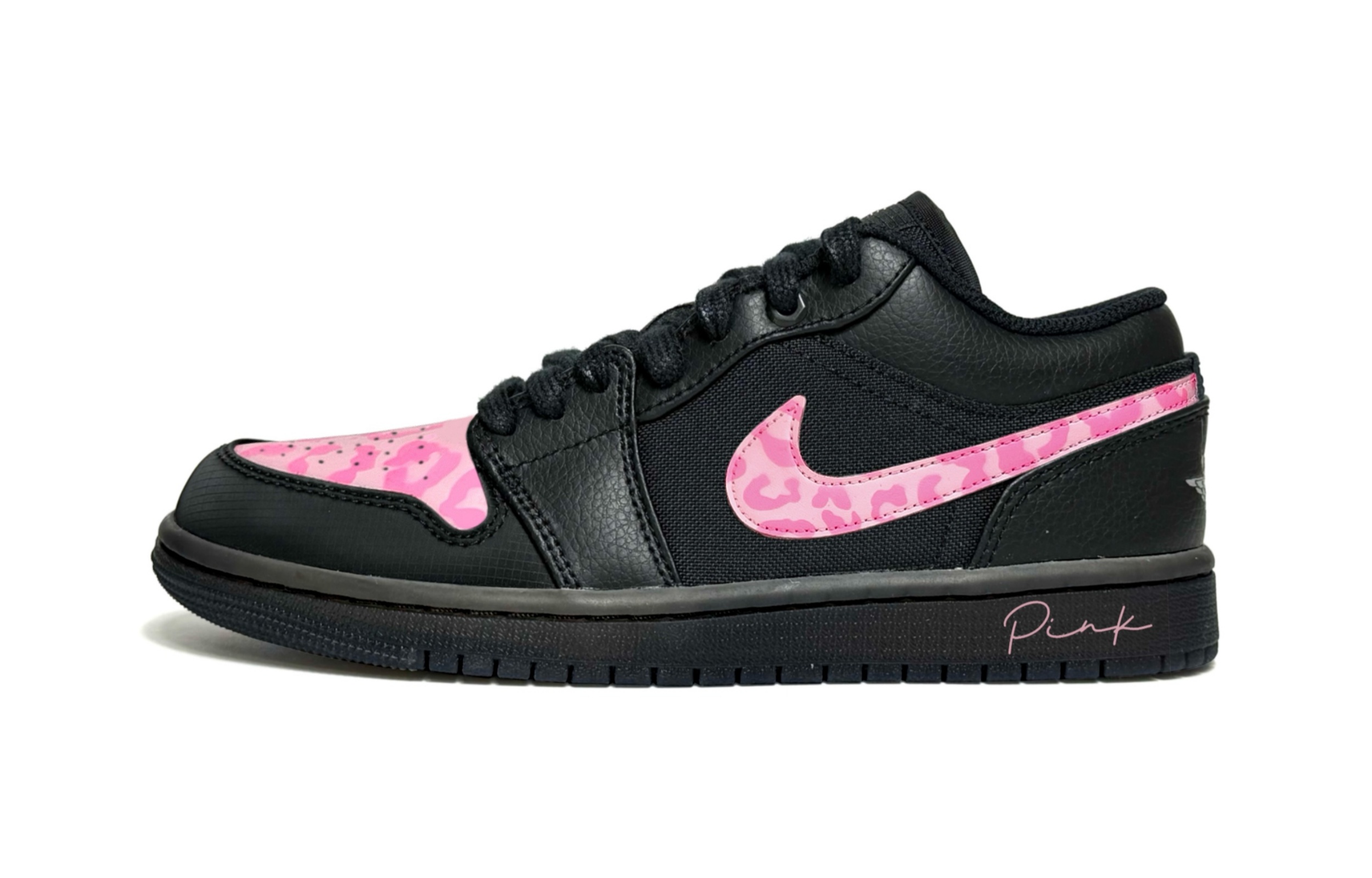 Jordan Air Jordan 1 Demon's Kiss, Pink Leopard Print Slip Resistant Low top Vintage Basketball Shoes Unisex Black